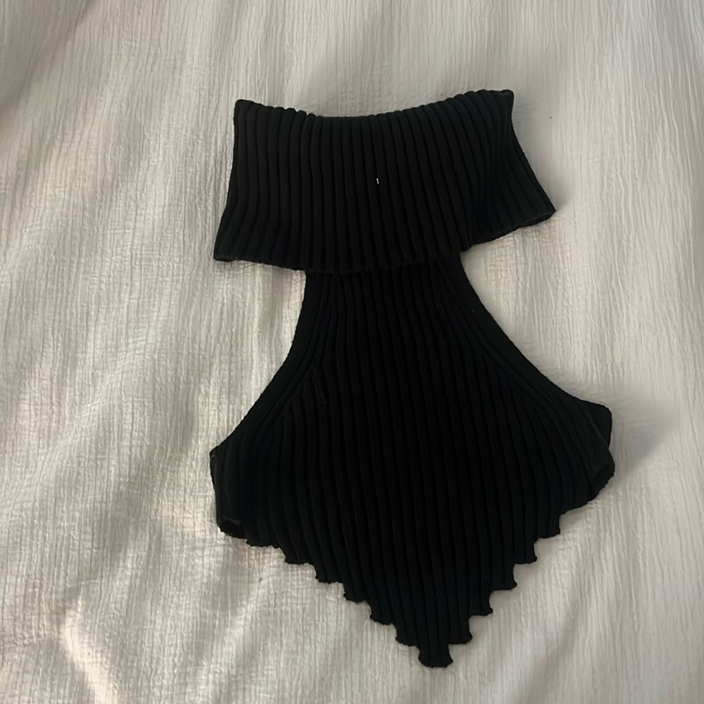 Knit turtleneck crop top